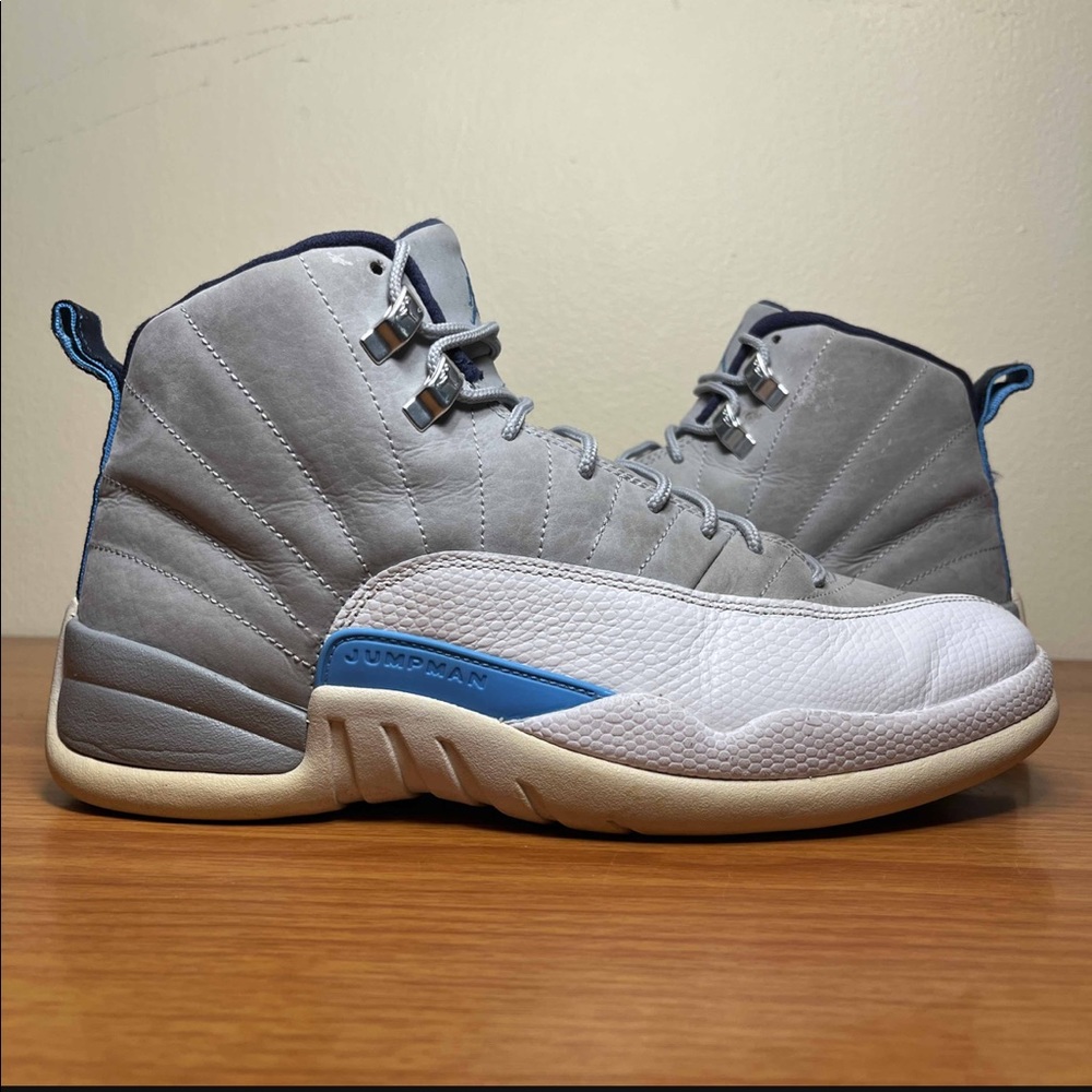 Jordan 12 University Grey - Picture 1 of 9